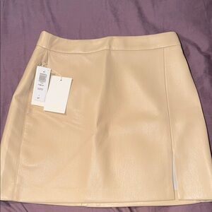 Aritiza Wilfred Beige Skirt